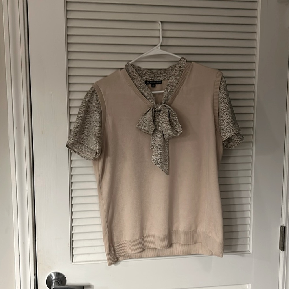 Knit Bow Tie Short Sleeve Top - Beige and Taupe